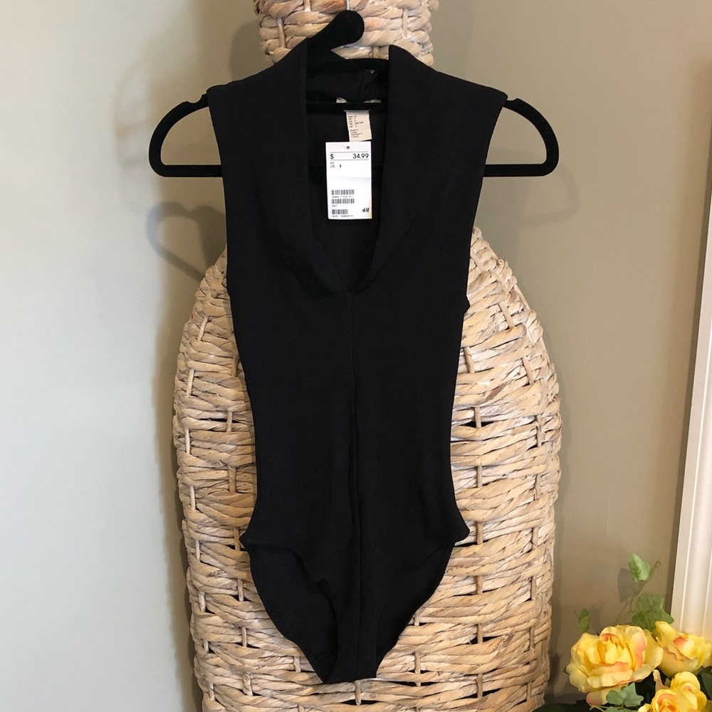 Black V neck body suit